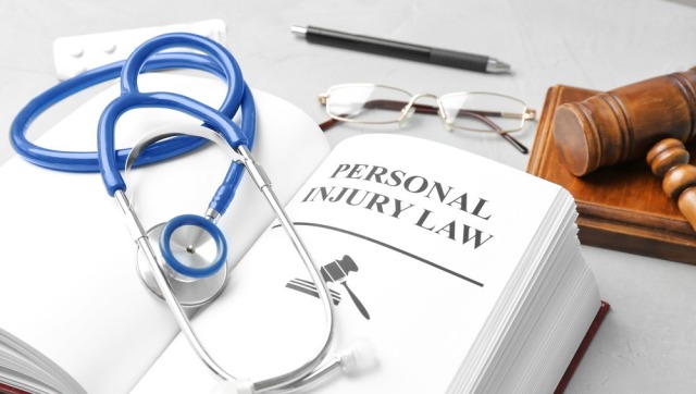 personal injury lawyer