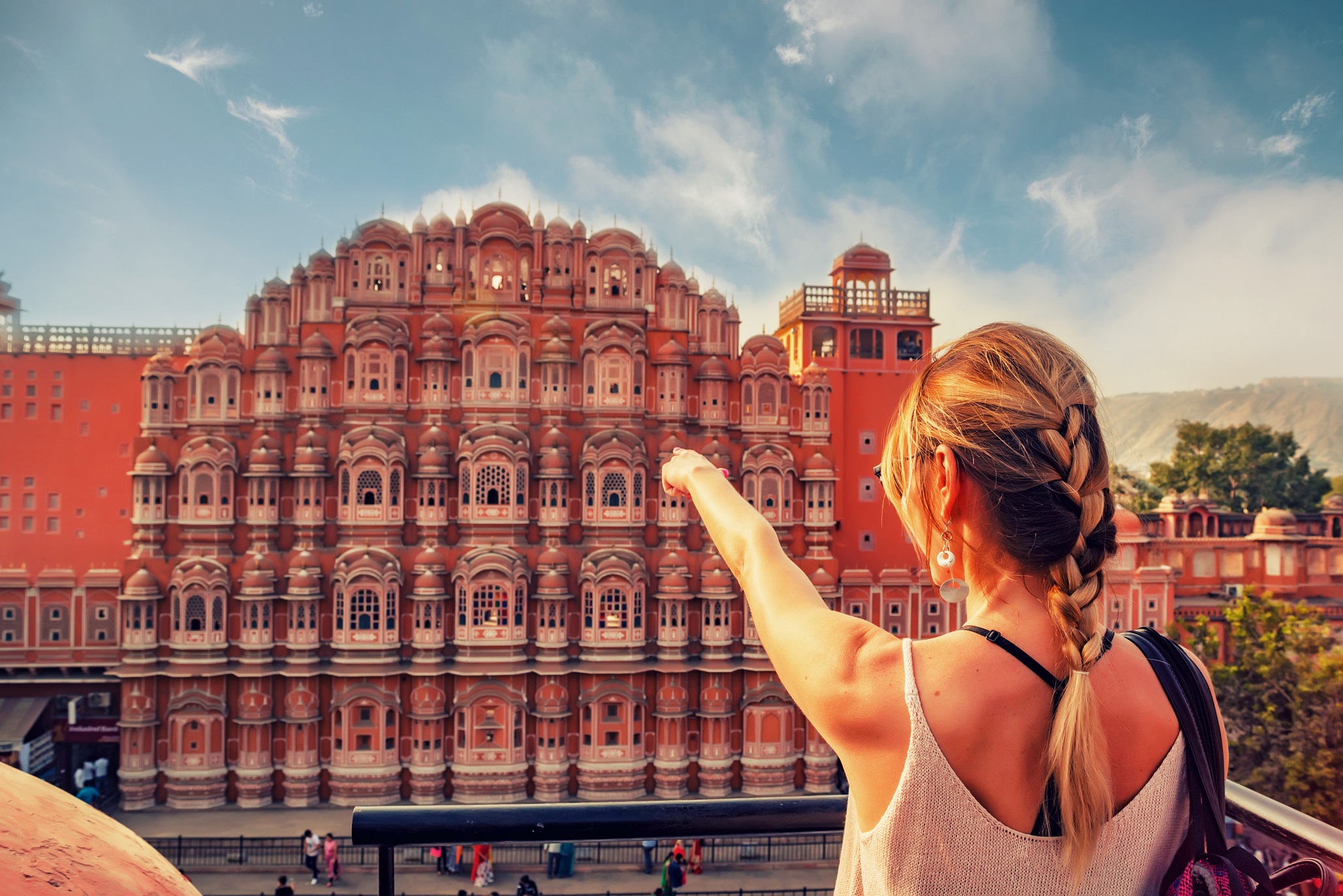 Best Deals on Golden Triangle Tour Packages with LIH.Travel