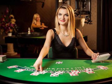 What are some of the benefits of gambling in live casino games?