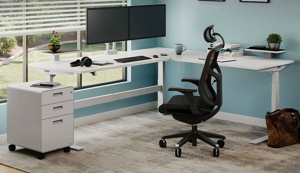 L-Shaped vs. U-Shaped Desks: Comparing Pros and Benefits for Both