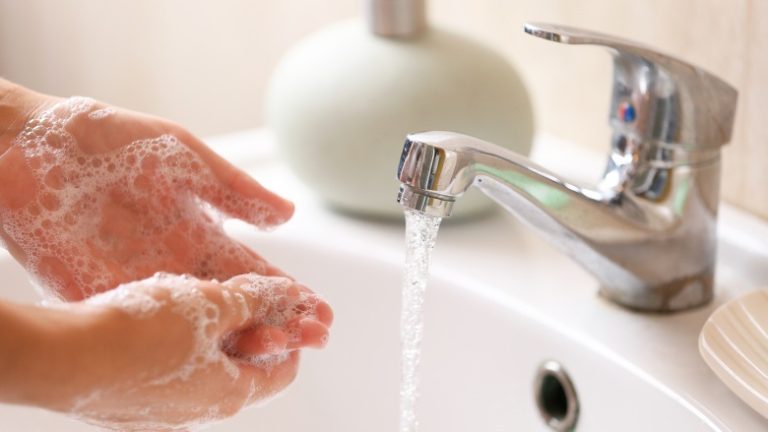 The Benefits of Using Citrus Hand Soap for Daily Hygiene