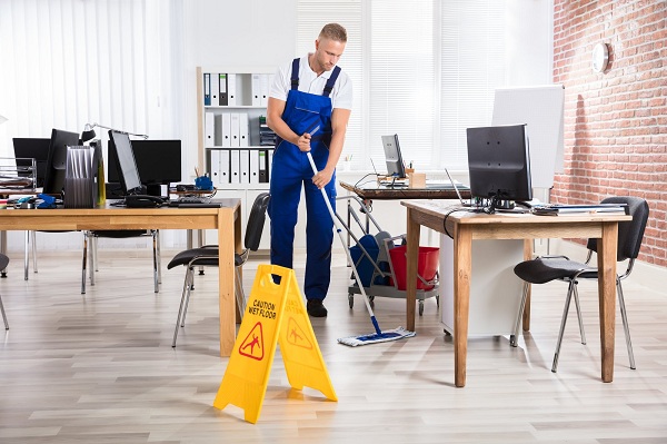 what is commercial cleaning