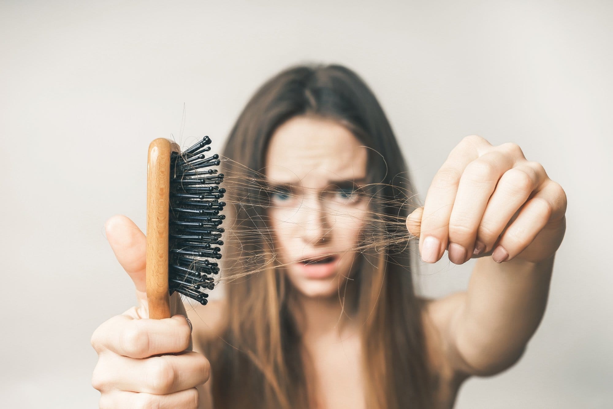 How to Find the Right Comb for Thin Hair Arrow Tricks
